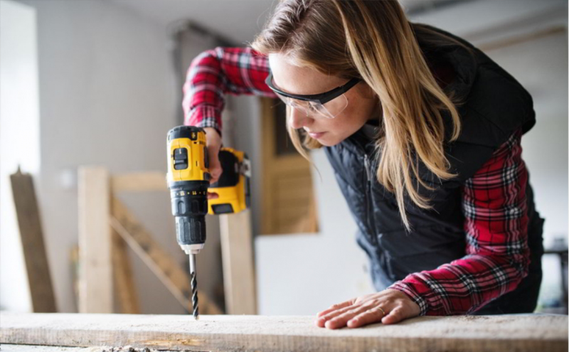 5 CÔNG DỤNG KHÔNG NGỜ CỦA MÁY KHOAN CÓ THỂ BẠN CHƯA BIẾT